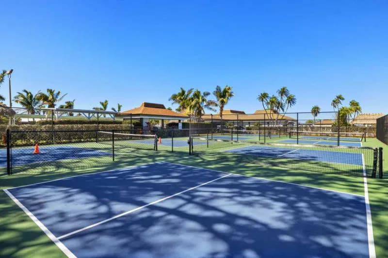 Charming 2-Bed, 2-Bath Furnished Home with Flexible Financing in Palmetto, FL